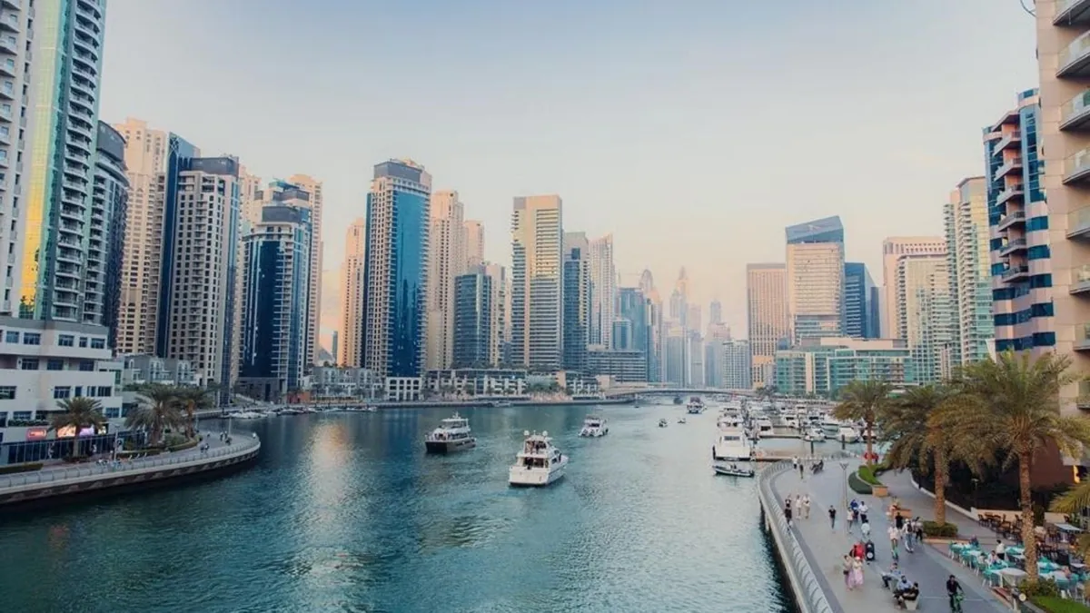 Dubai Marina — 2