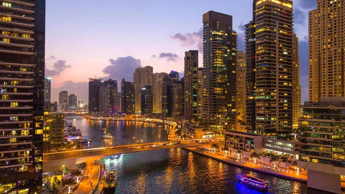 Dubai Marina — 3